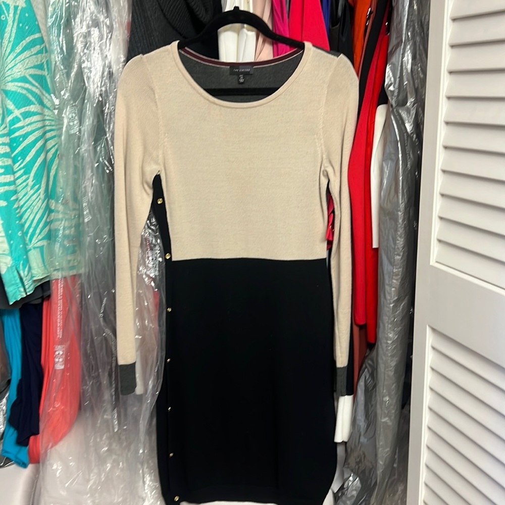 Limited long sleeved sweater dress size Tall XS
